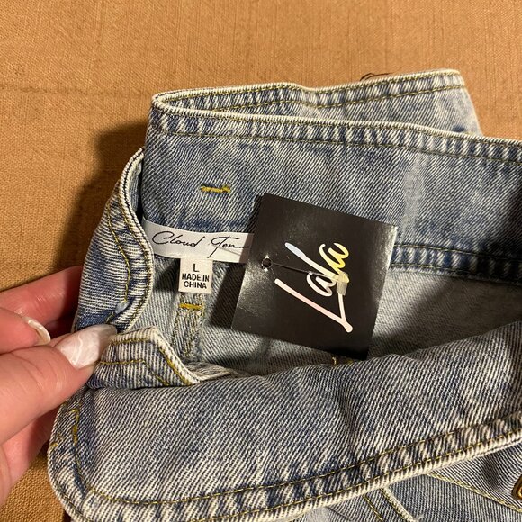 Dressed in Lala Boutique Item - Distressed Jean Shorts L - Picture 2 of 4